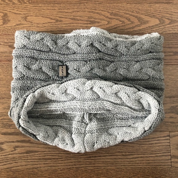Oxygen Grey Neck Warmer Scarf - Picture 3 of 7